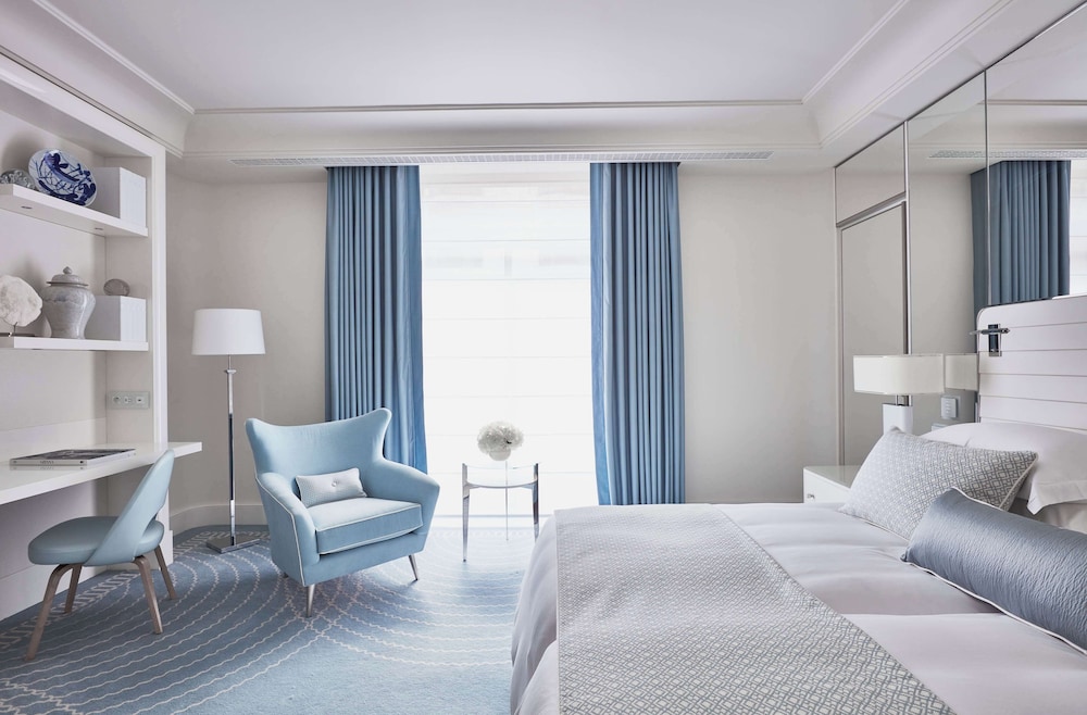 PREMIUM, TWIN BEDS