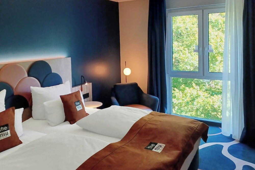 Standard, Queen Bed, Park View