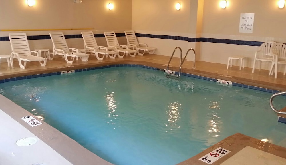 Comfort Suites Mobile-South Alabama University Area 25/43