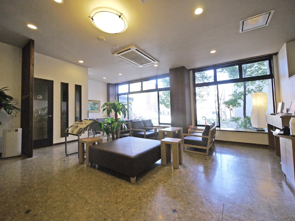 Hotel Route-Inn Shimada Ekimae 28/39