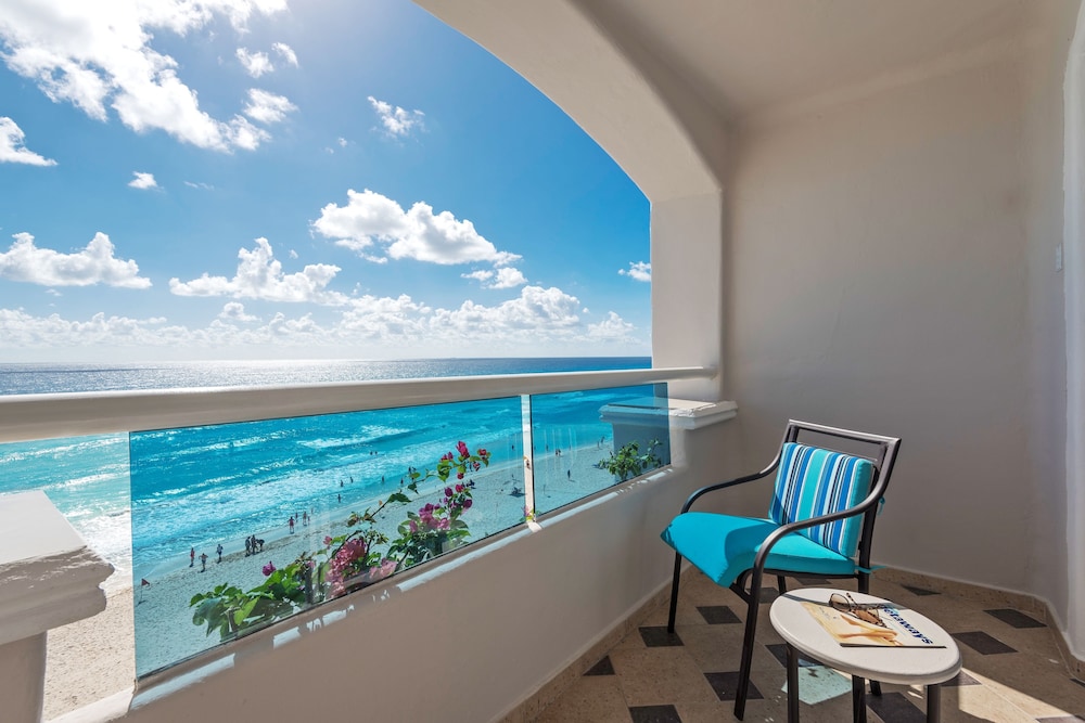Sunscape Cancun - All-Inclusive Resort 40/80