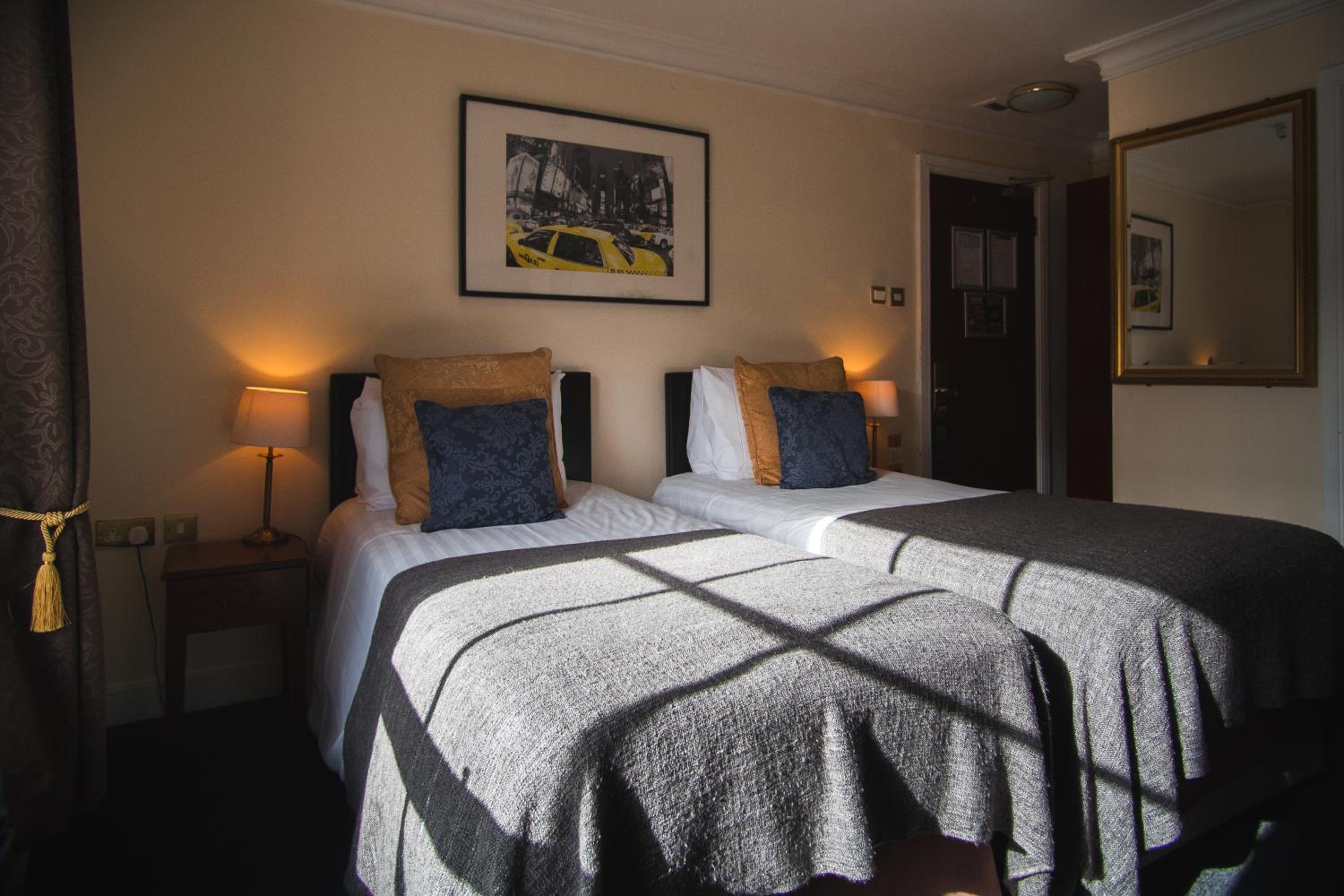 غرفة بسريرين منفصلين، Dublin Citi Hotel 4/10