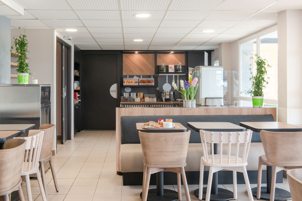 B&B Hotel Cholet Nord 47/64