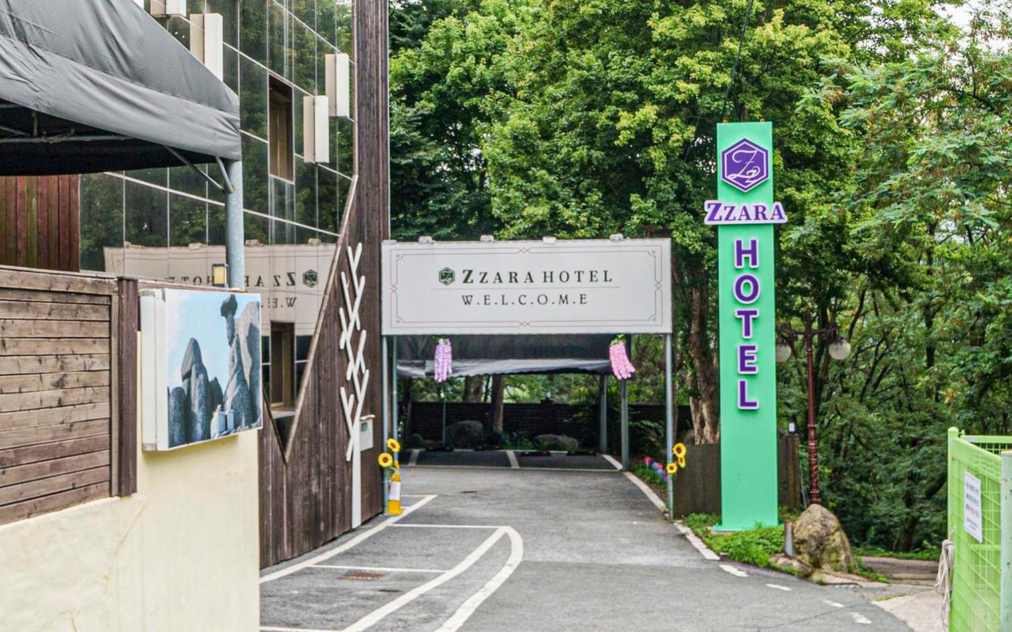 Zzara Hotel 31/35