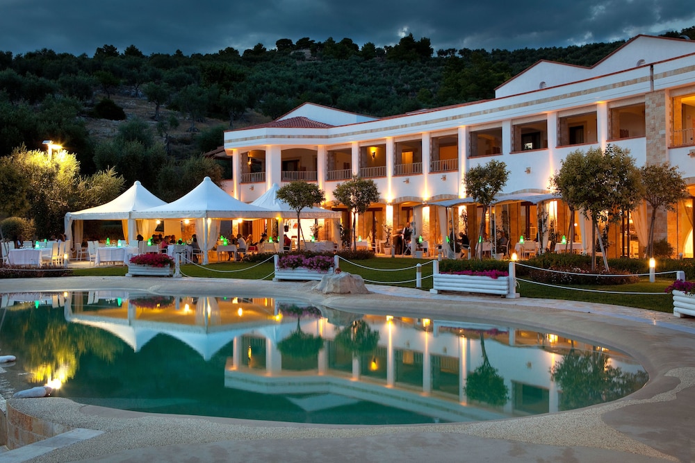 Hotel Residence Il Porto in MATTINATA