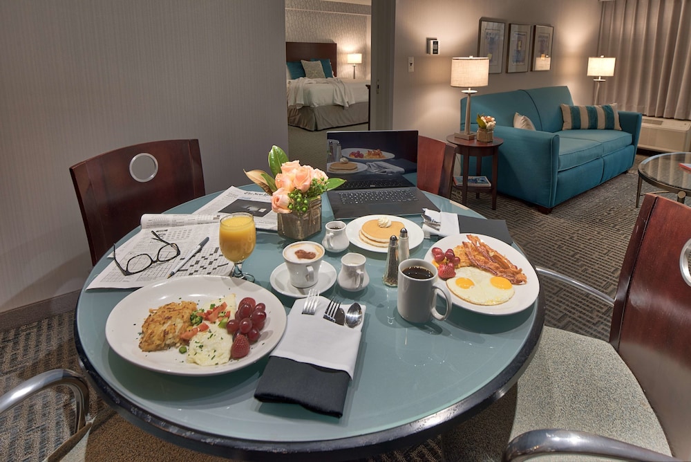 Somerset Inn, WorldHotels Distinctive 35/49