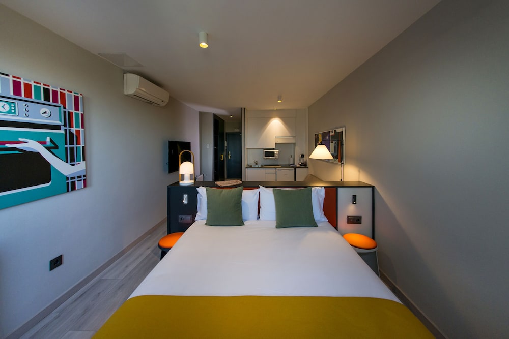 The Oliver Apartamentos 6/27