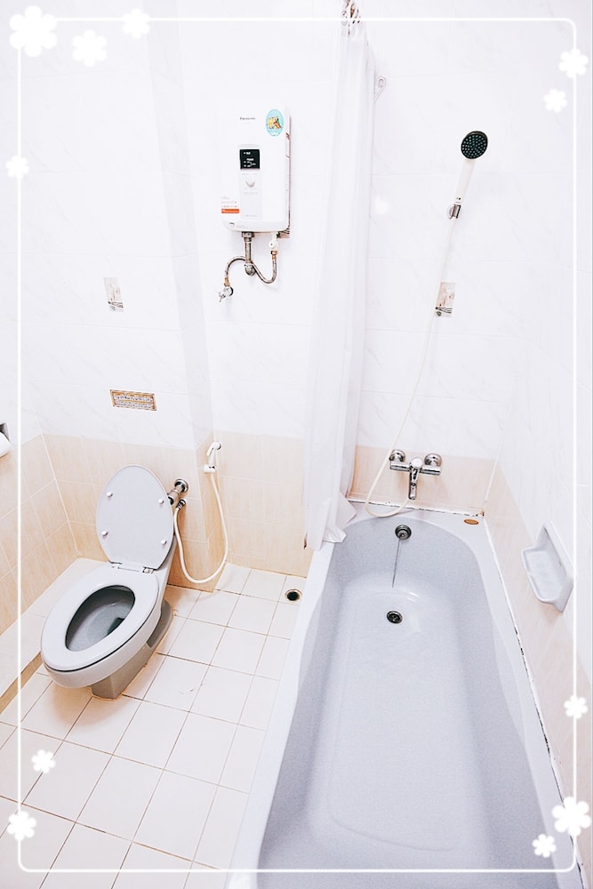 P.A. Place Hotel 21/38