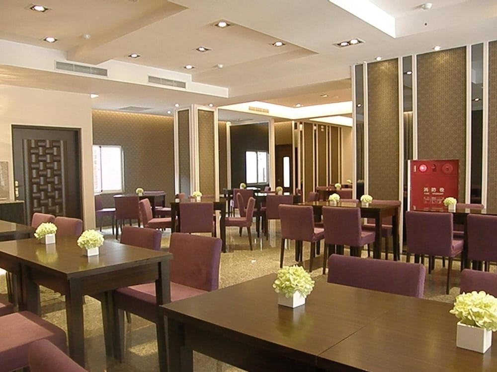 Together Hotel - Hualien Zhongshan 46/50