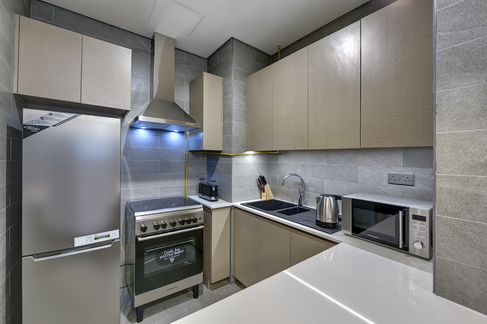 Abar Hotel Apartment Dubai investment Park 39/48