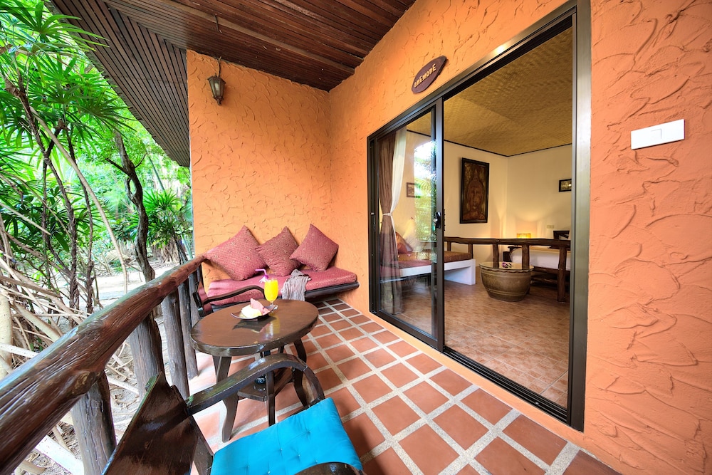 Eden Bungalows 41/71