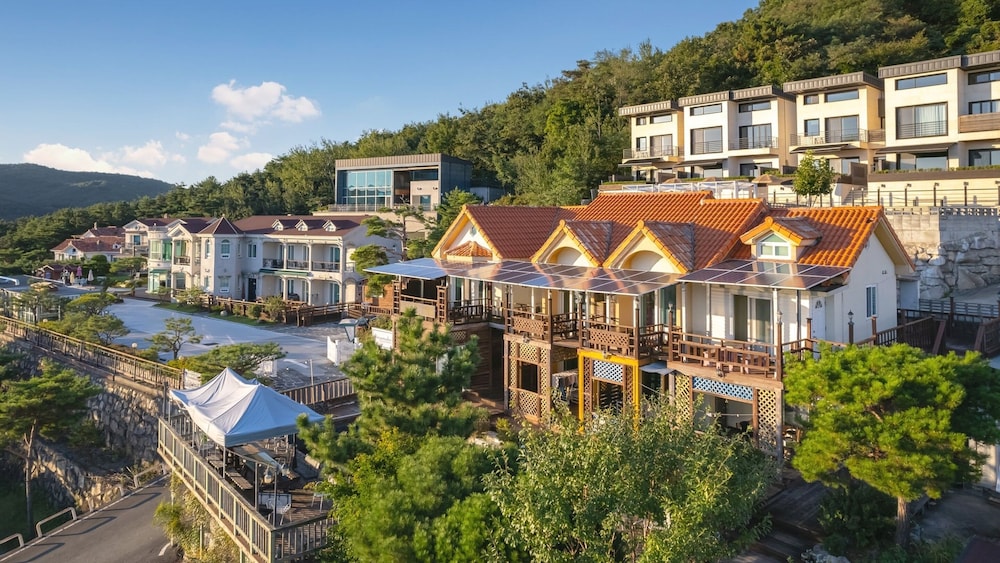 Gyeongju B House Pension 6/50