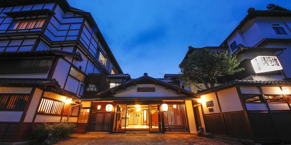 Seikiro Ryokan Historical Museum Hotel 1/50