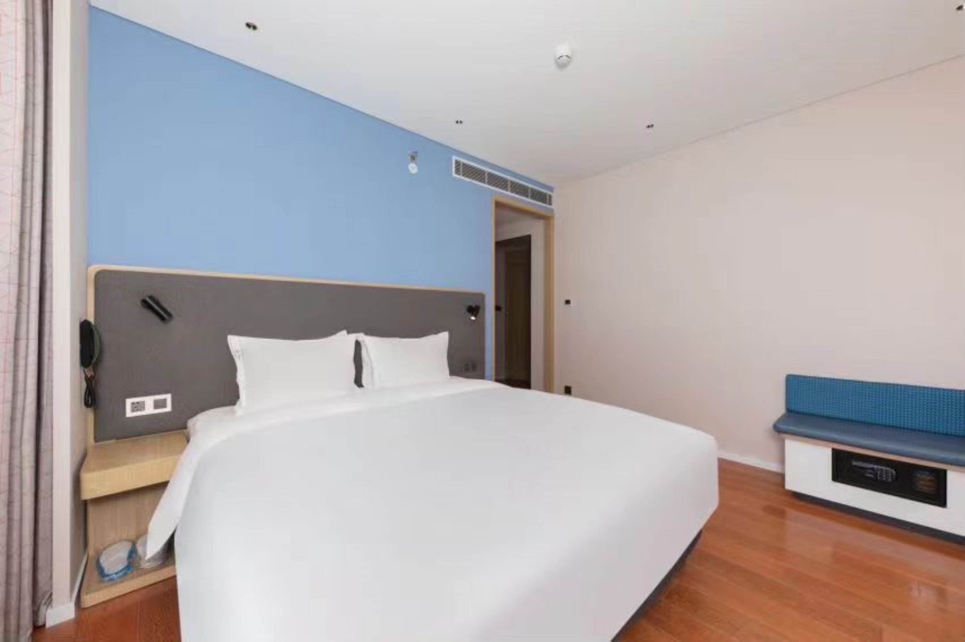 Holiday Inn Express Beijing Yizhuang Tongminghu, an IHG hotel 21/50
