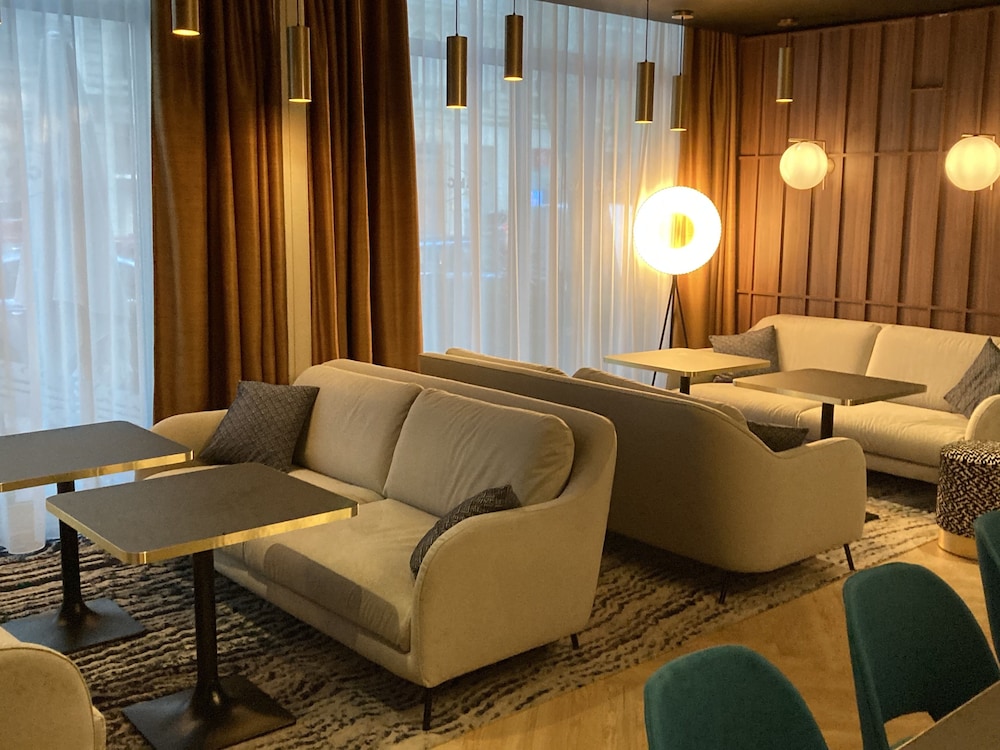 Mercure Lyon Centre Saxe Lafayette 31/50