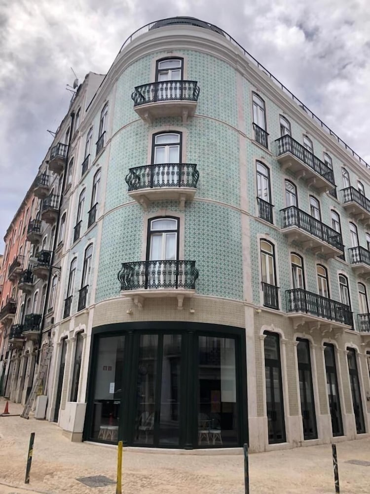 Be Lisbon Hostel Intendente 3/50