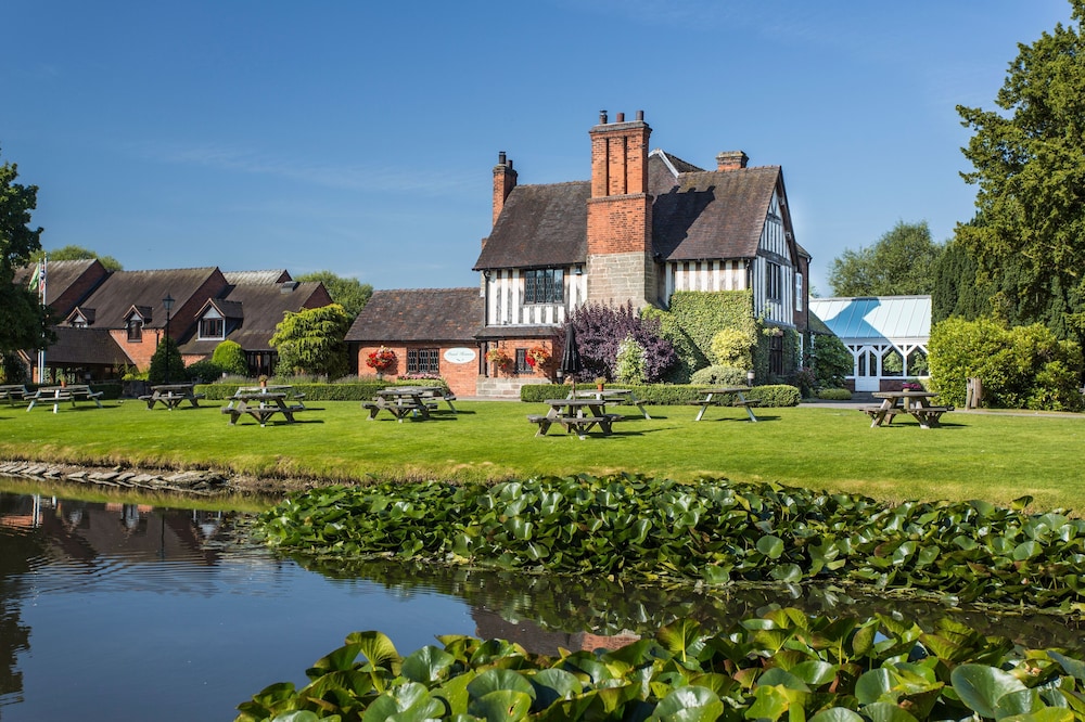 The Moat House 1/49