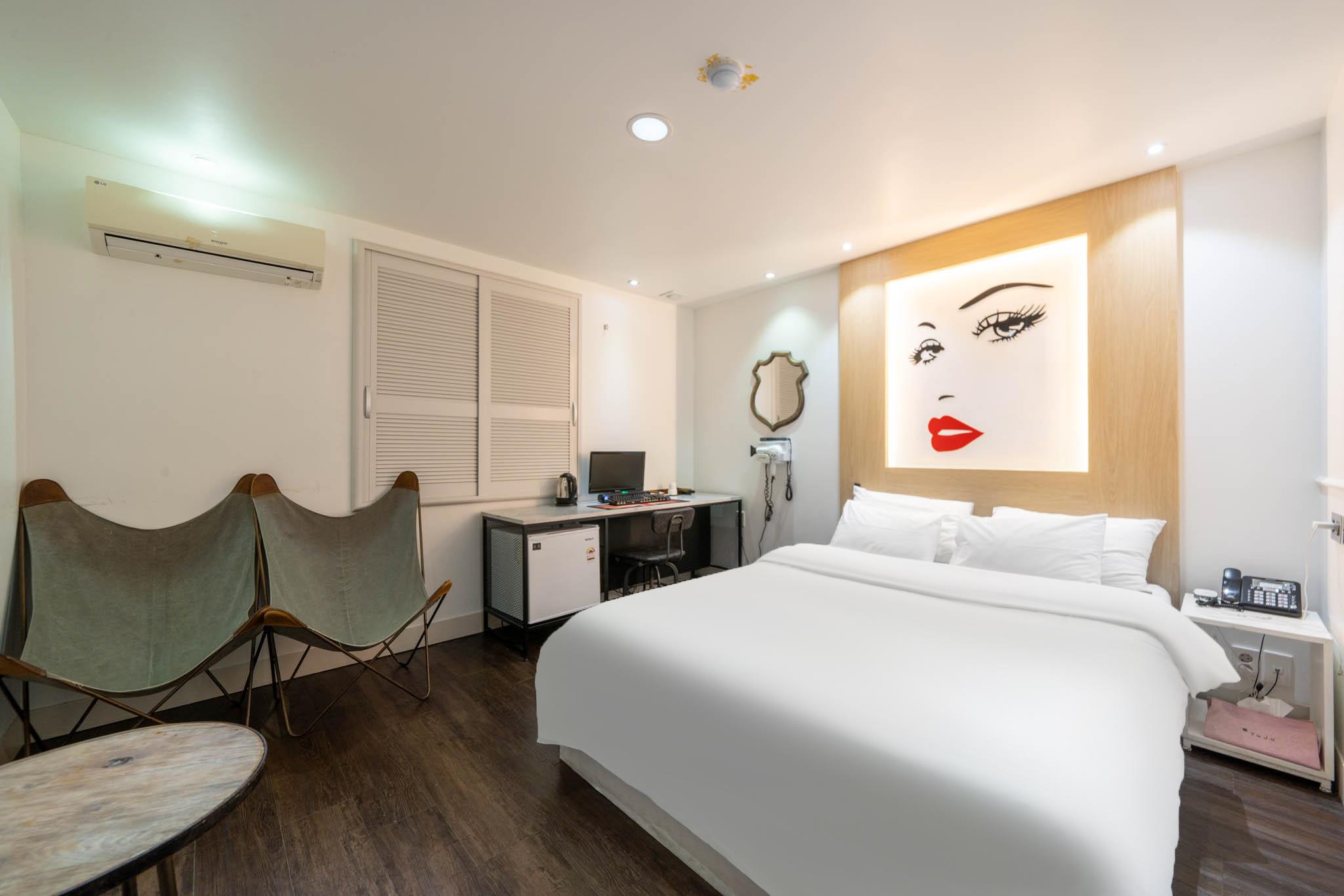 Hotel YAJA Daejeon Terminal 18/37