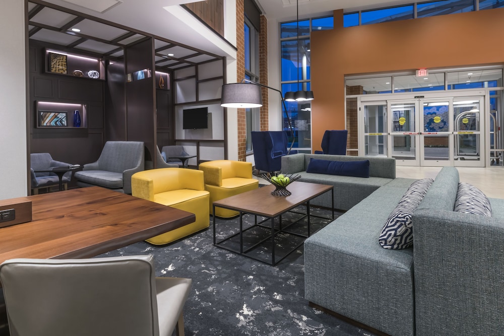 Hyatt Place Marlborough/Apex Center 36/64