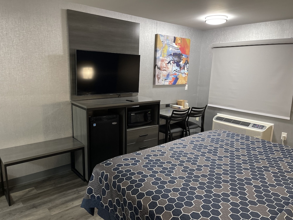 Wayne Inn 24/47