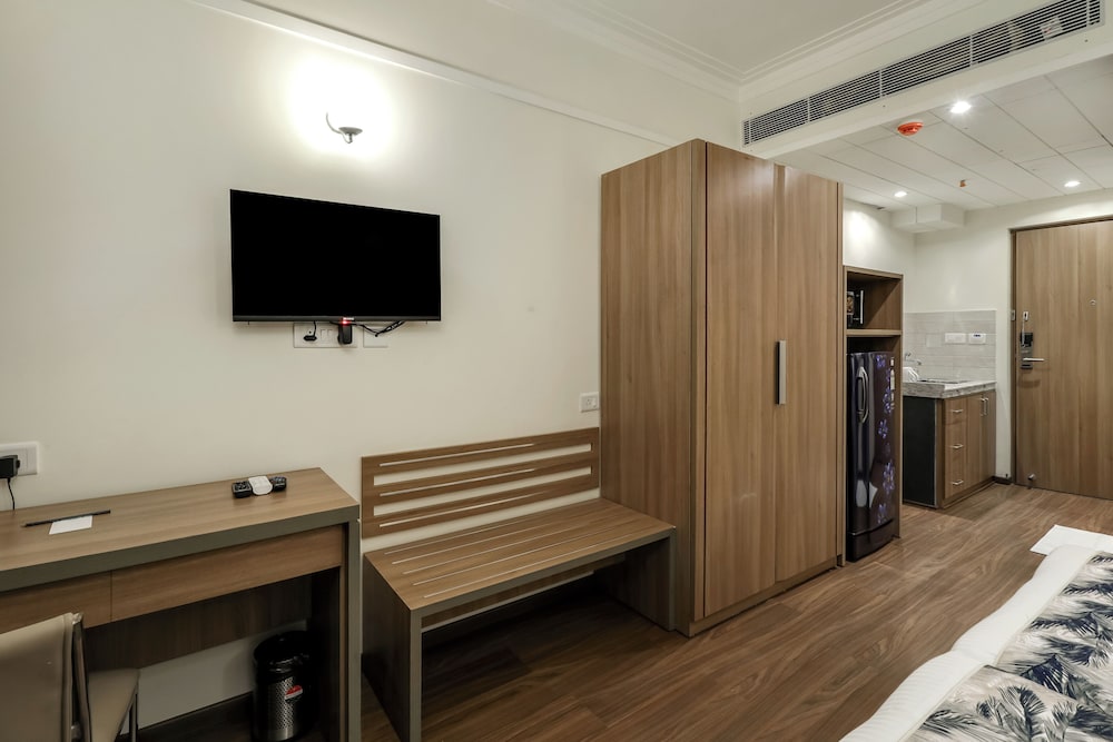 Starlit Suites Newtown Kolkata 13/24