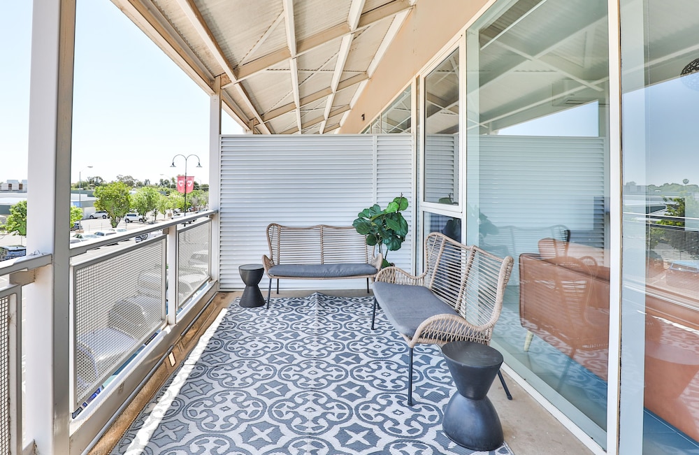 Indulge CBD Apartments 29/50