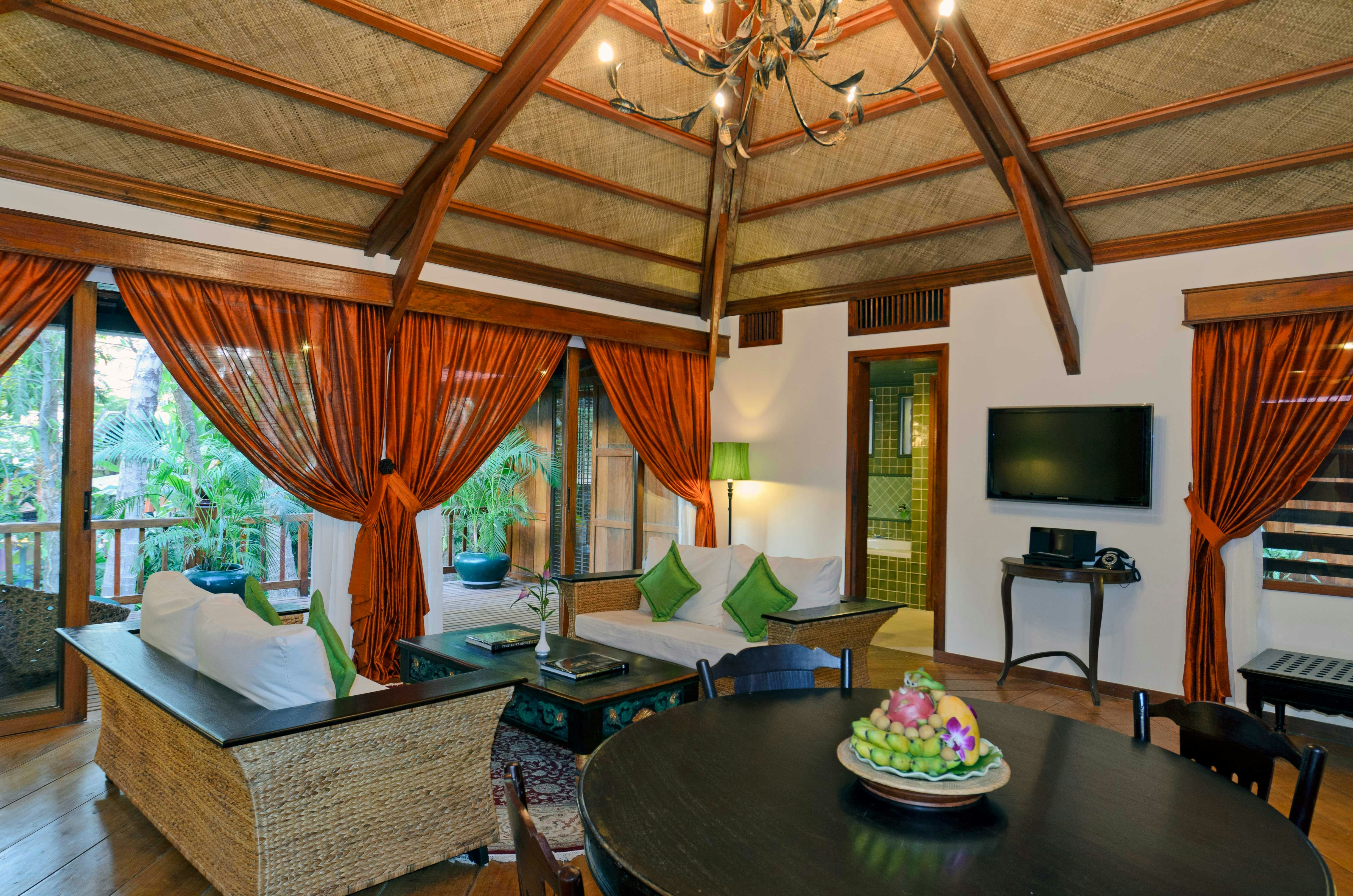 Angkor Village Hotel 13/50
