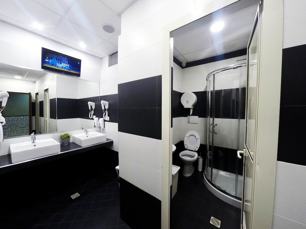 Palladini Hostel Rome 49/50