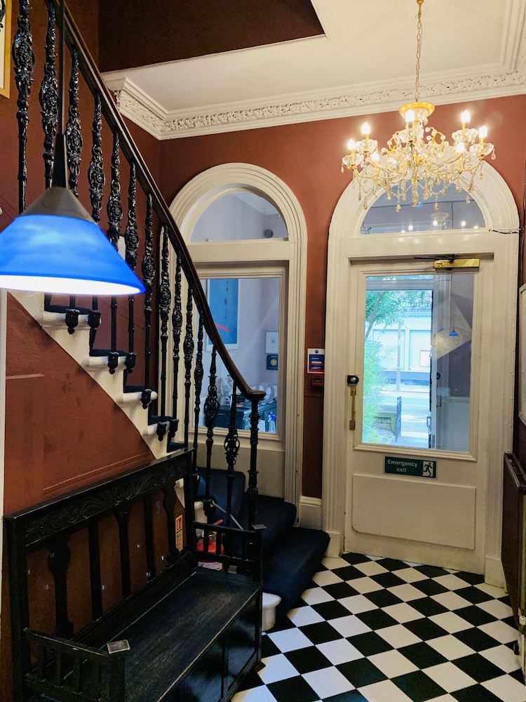 Southside Guest House 47/55
