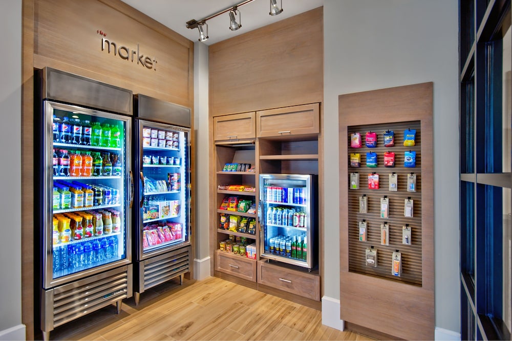 Residence Inn by Marriott Orlando at Flamingo Crossings Town Center 23/45
