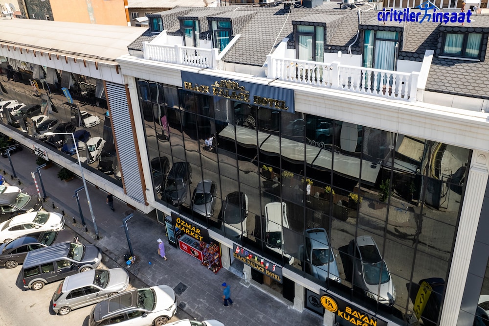 Black Palace Hotel photo1