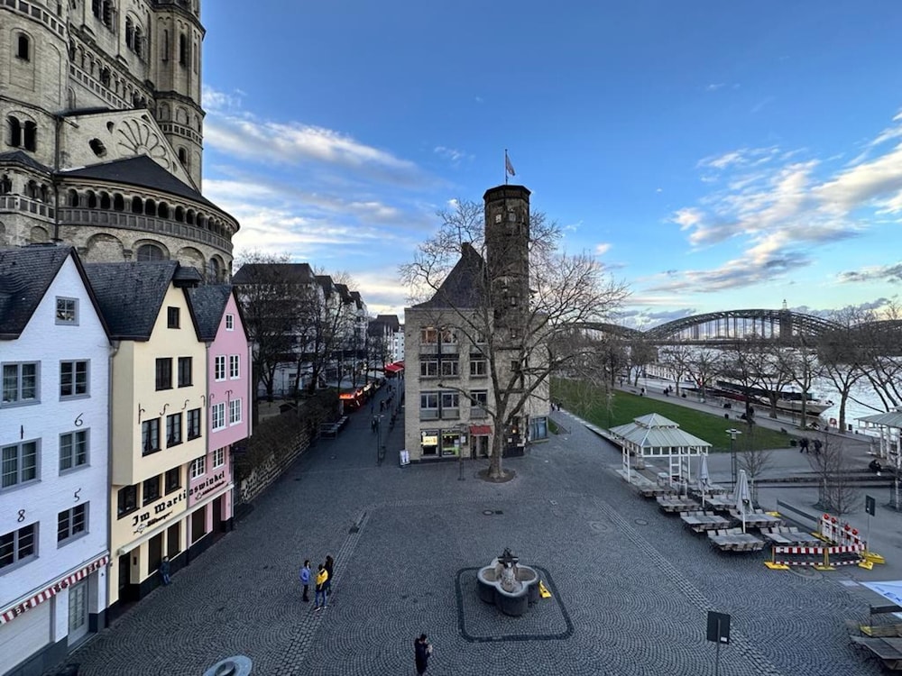 Rhein Hotel St.Martin 36/50