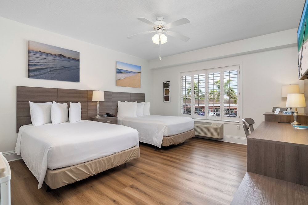 STANDARD, 2 DOUBLE BEDS