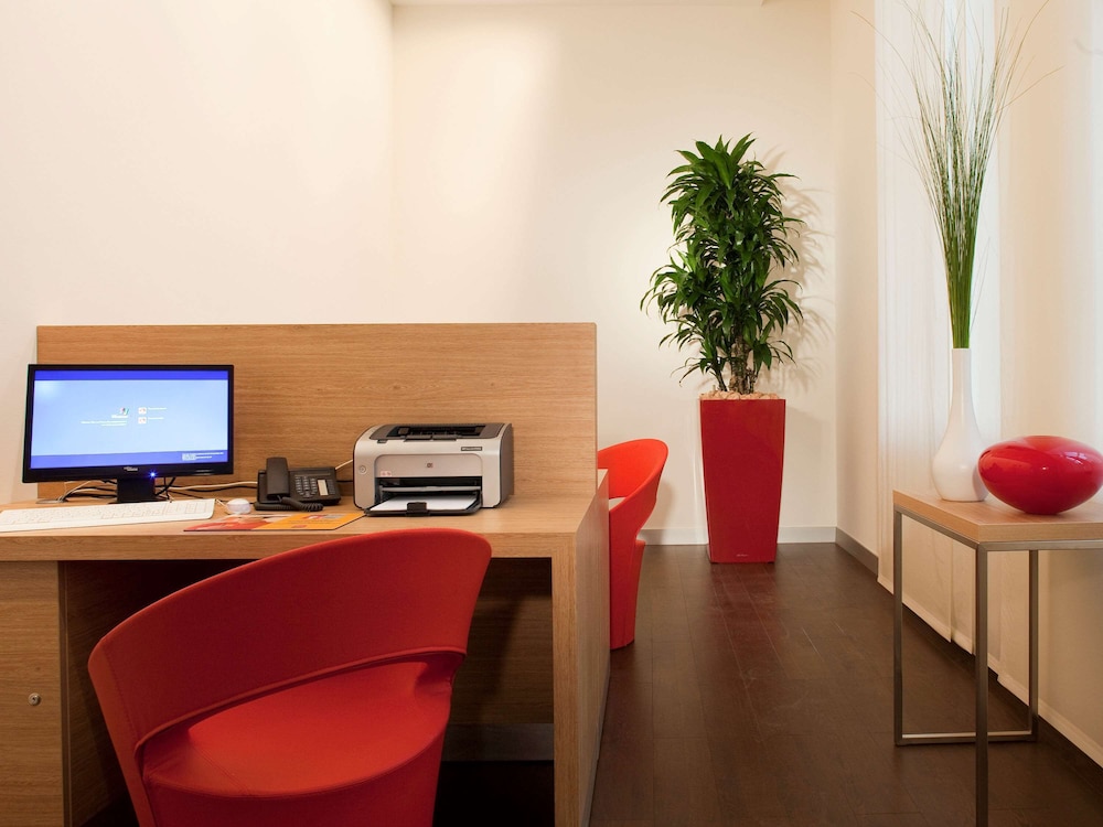 Ibis Karlsruhe Hauptbahnhof 44/48