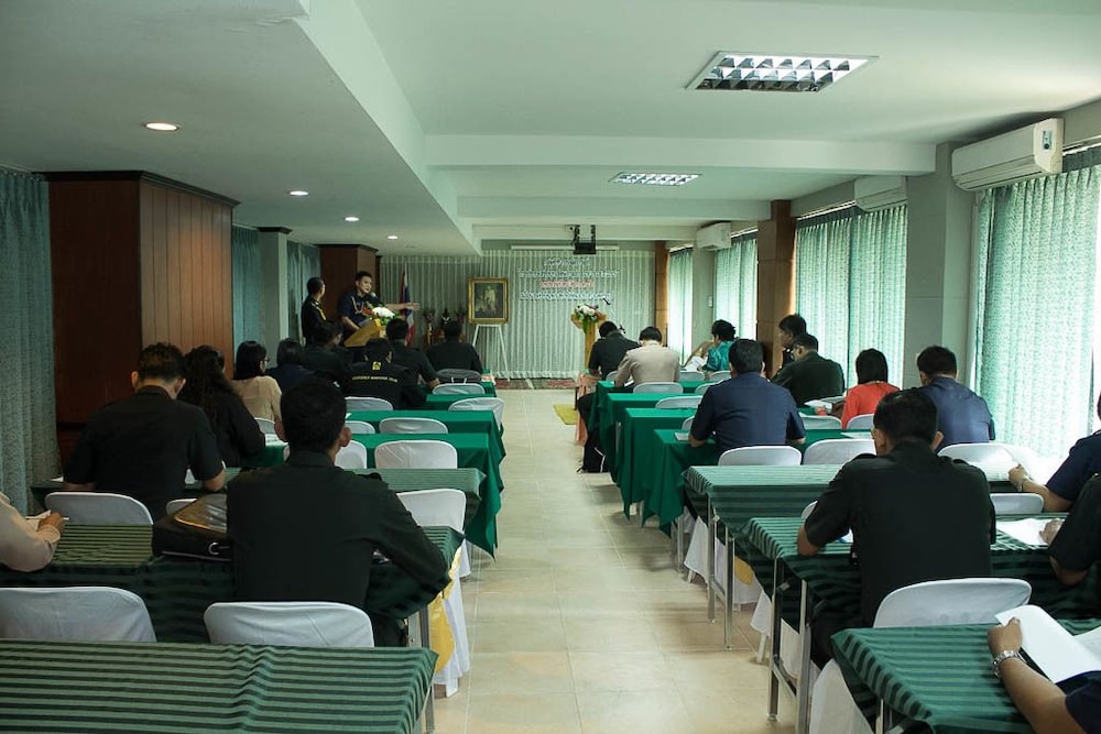 SEASON PALACE HUAHIN HOTEL 28/40