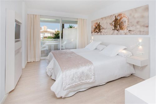 ROOM, DOUBLE BED, POOL VIEW