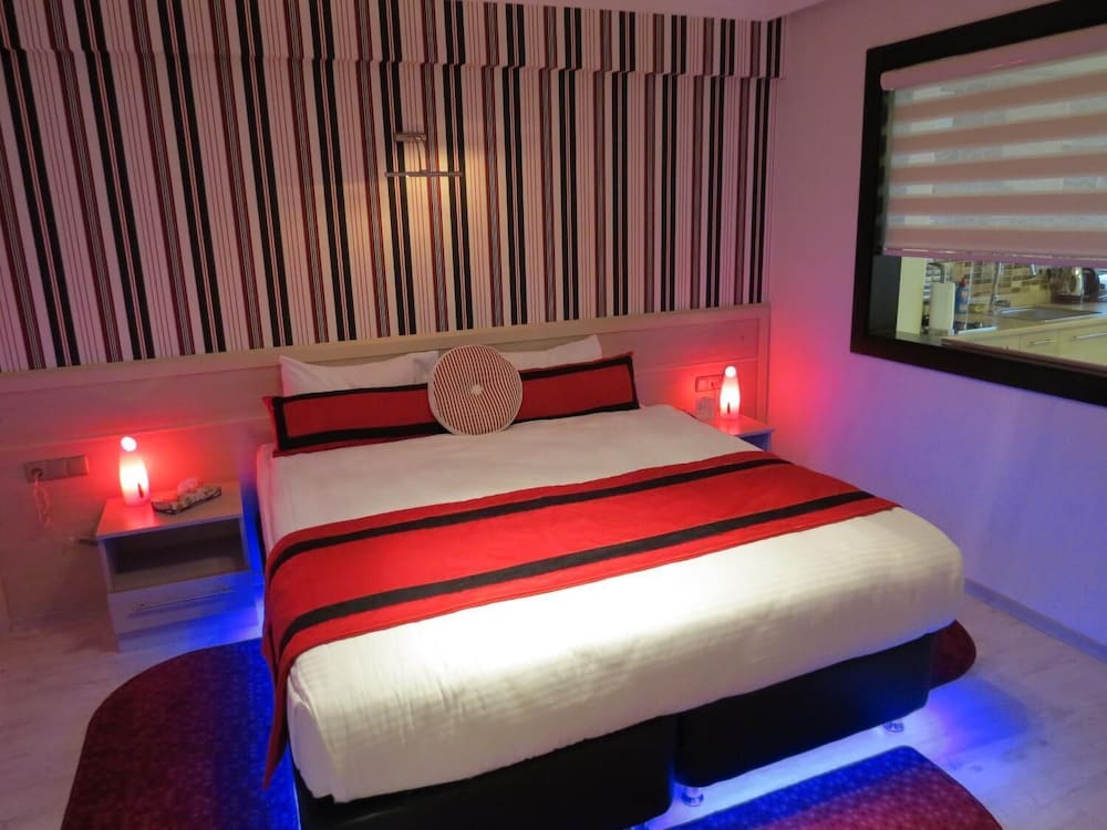 Tempo Residence Comfort Hotel 8/26