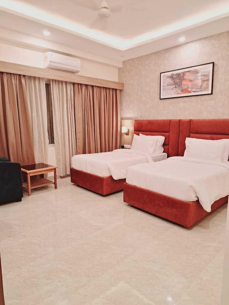 Hotel Siddhartha International 16/46