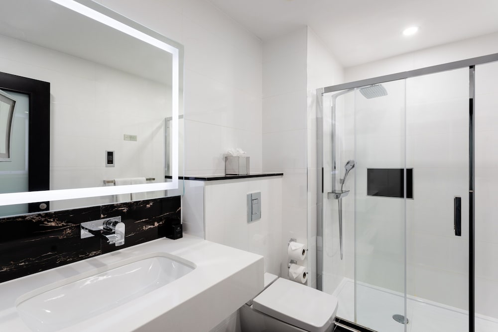 Junior Suite, Studio, Double Bed، Montcalm Royal London House - City Of London 3/3
