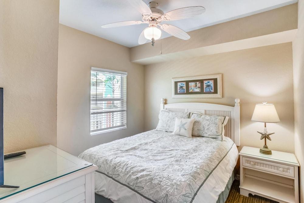 Condo, Sunset, Multiple Beds, with View