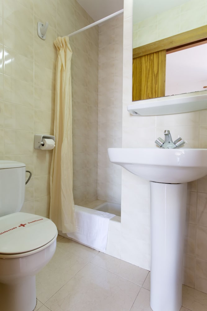 Hostal Ferrer 17/18