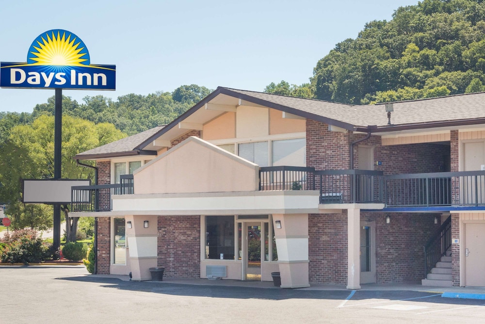 Days Inn by Wyndham Paintsville 3/22