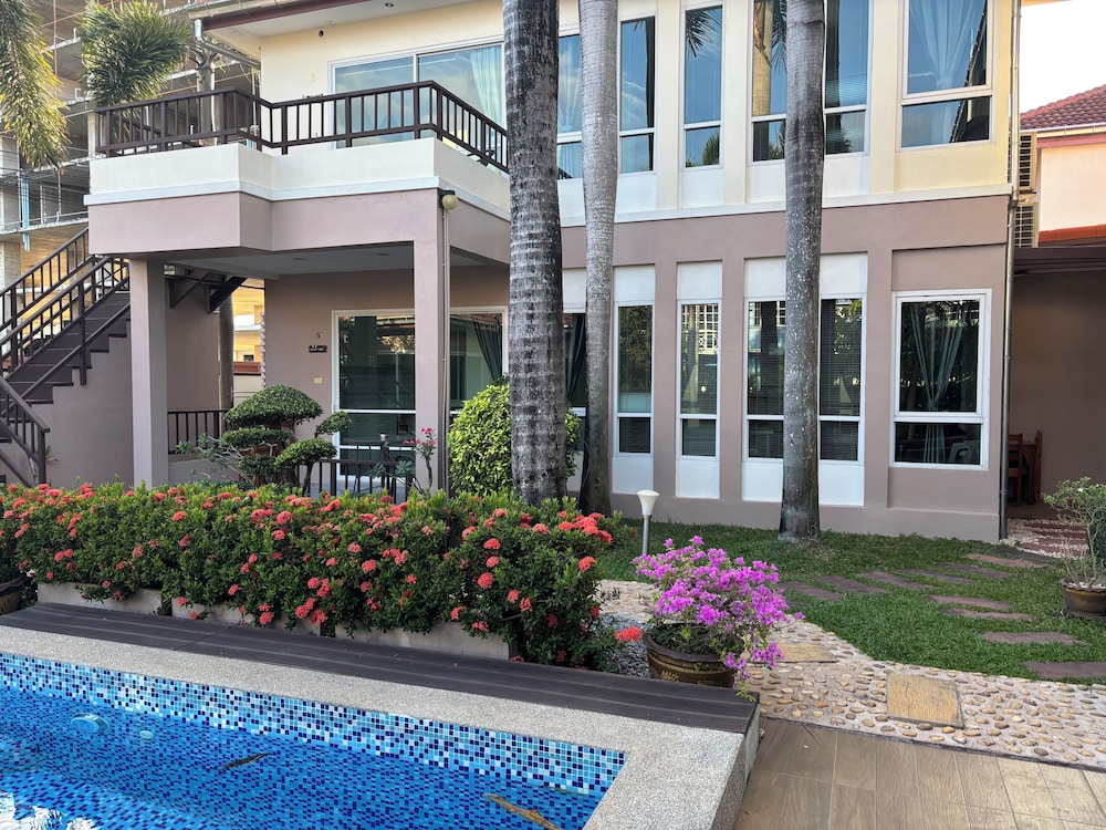 Abani Jomtien Inn 5/50