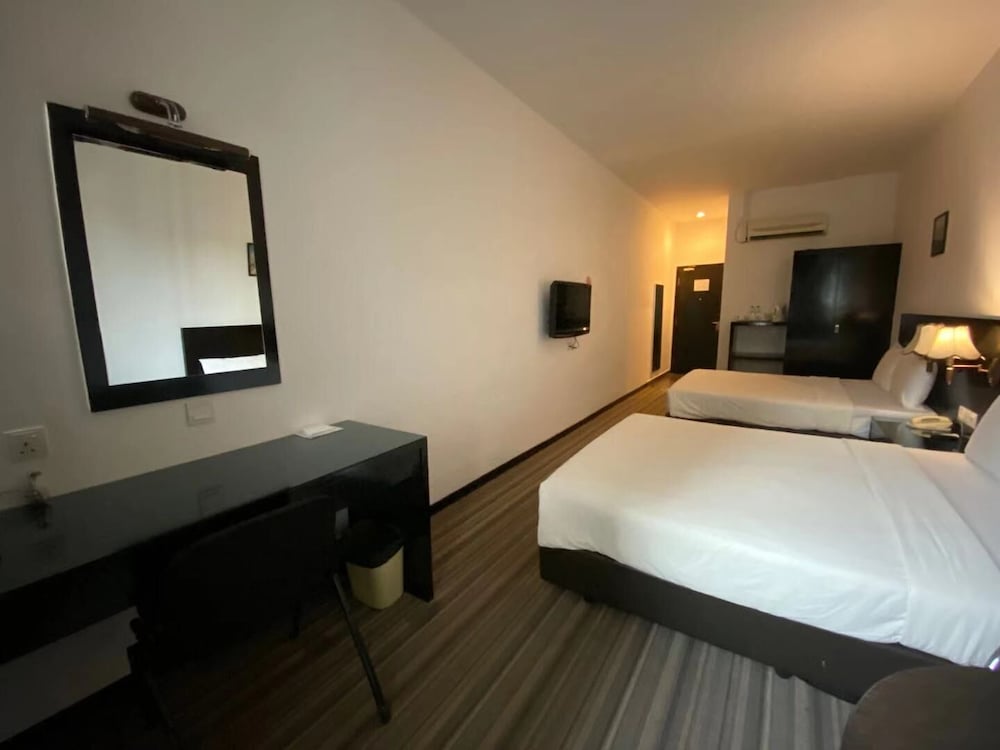 Swan Garden Hotel 30/63