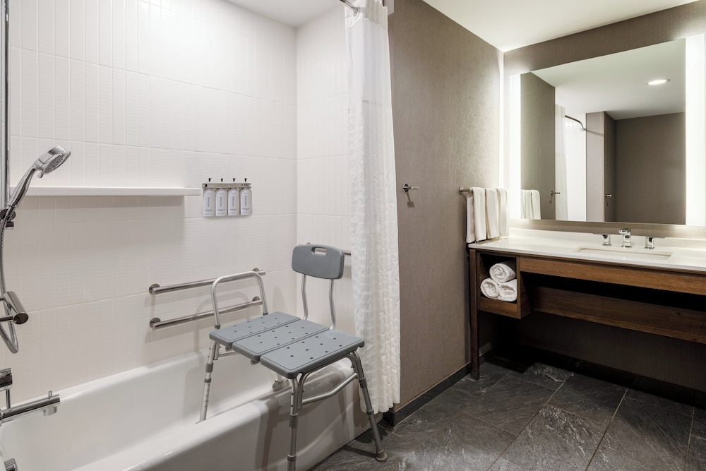 جناح بسريرين كينج بغرفتي نوم، Even Hotel Rochester Mayo Clinic Area 6/10