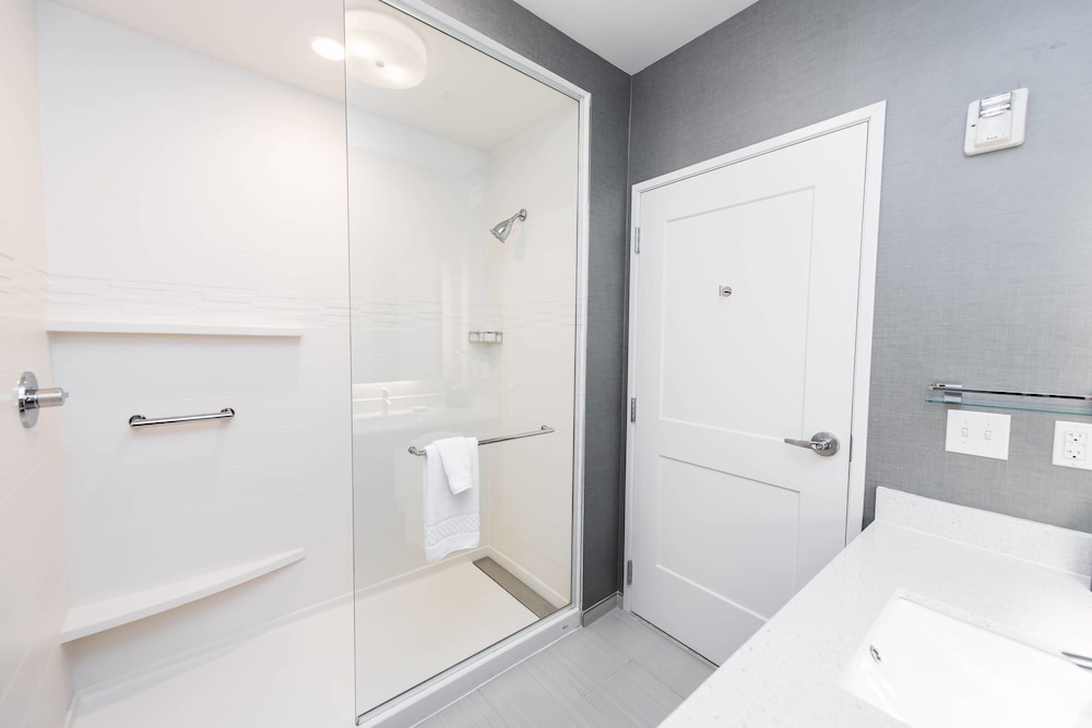 Residence Inn By Marriott Austin Southwest 12/39