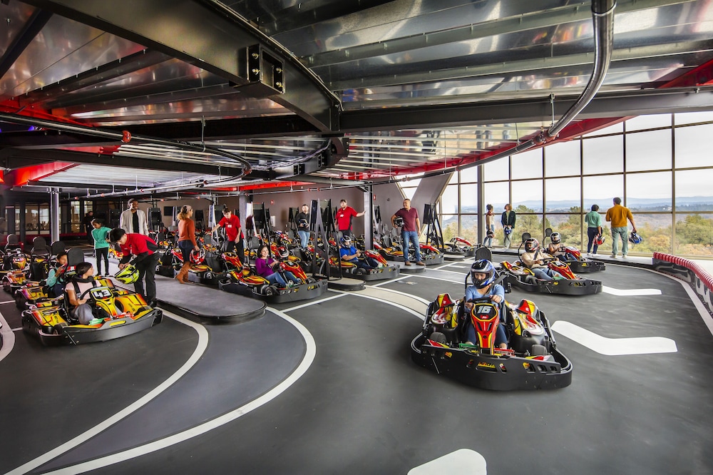 Red Hawk Resort & Casino 24/30