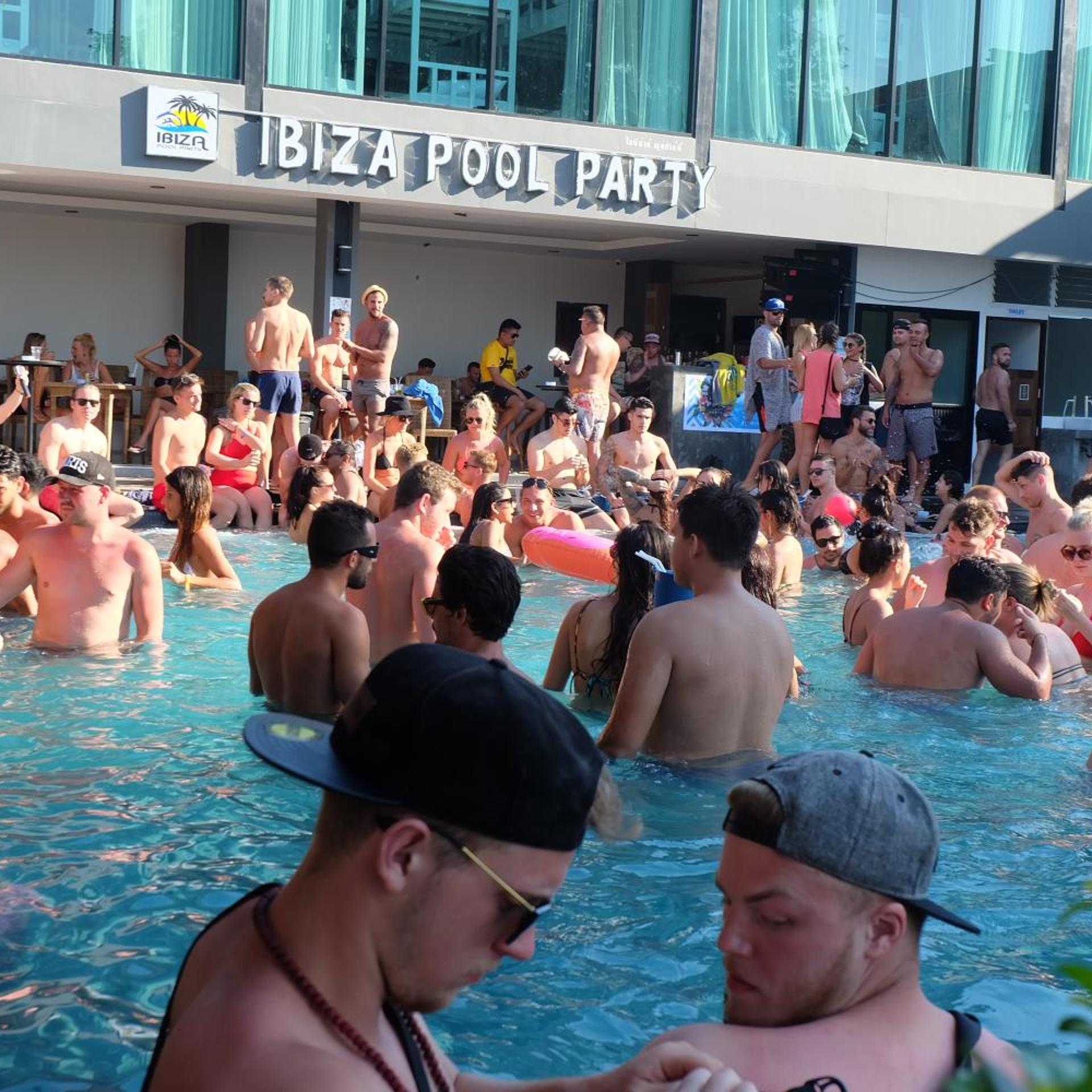 Ibiza House Phi Phi 42/50