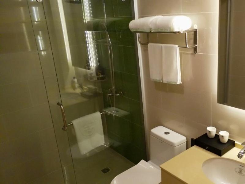 GreenTree Inn HuaiAn Area for development Shenzhen East Road Express Hotel 25/26