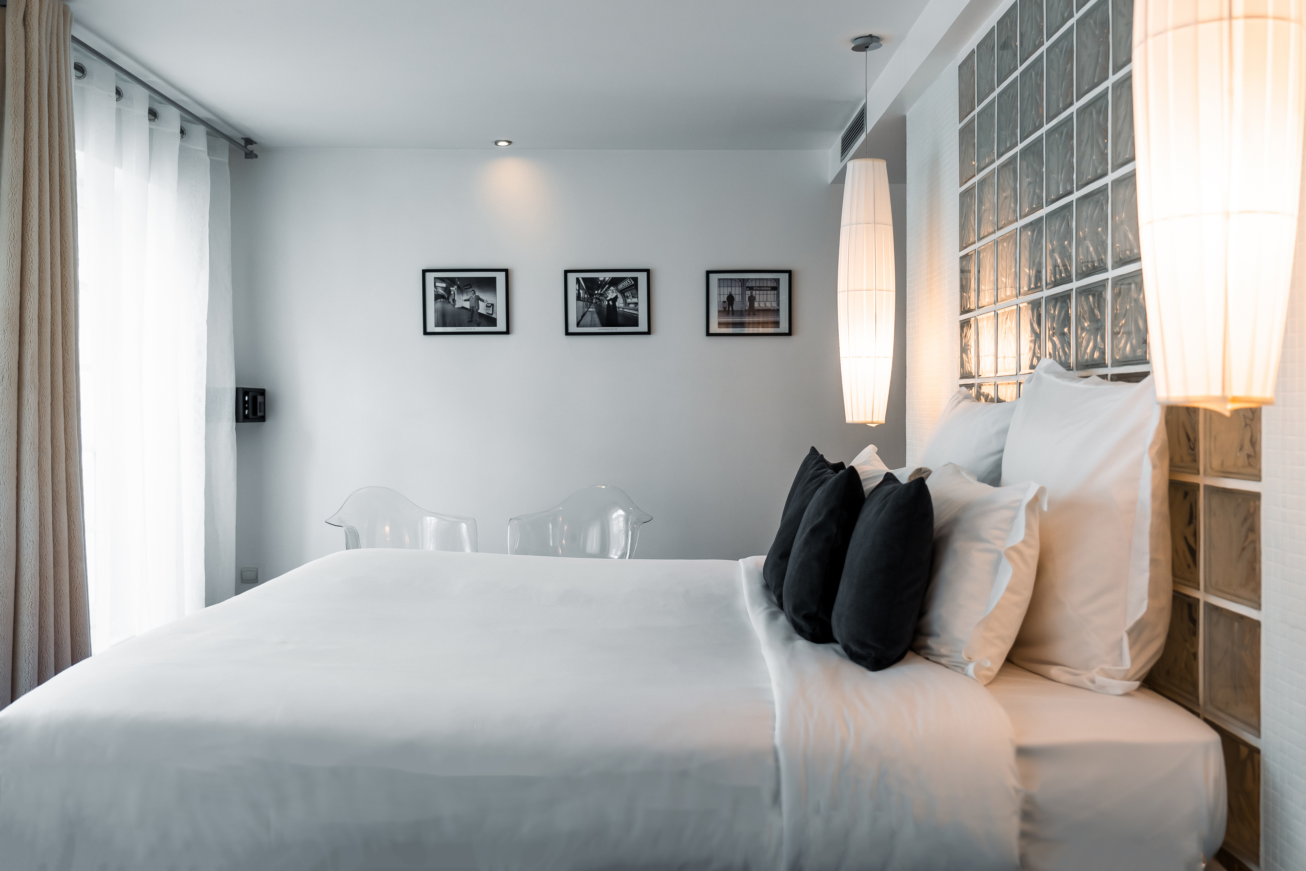 L Room